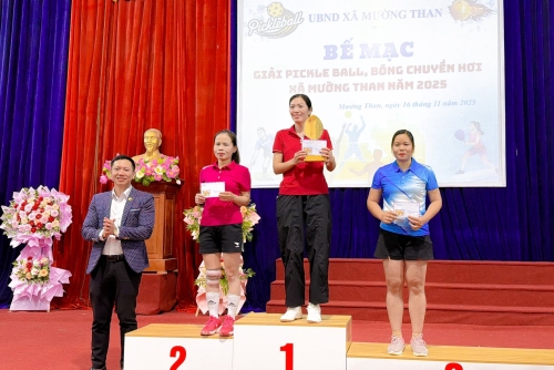 Bế mạc giải pickleball và bóng chuyền hơi xã Mường Than năm 2025