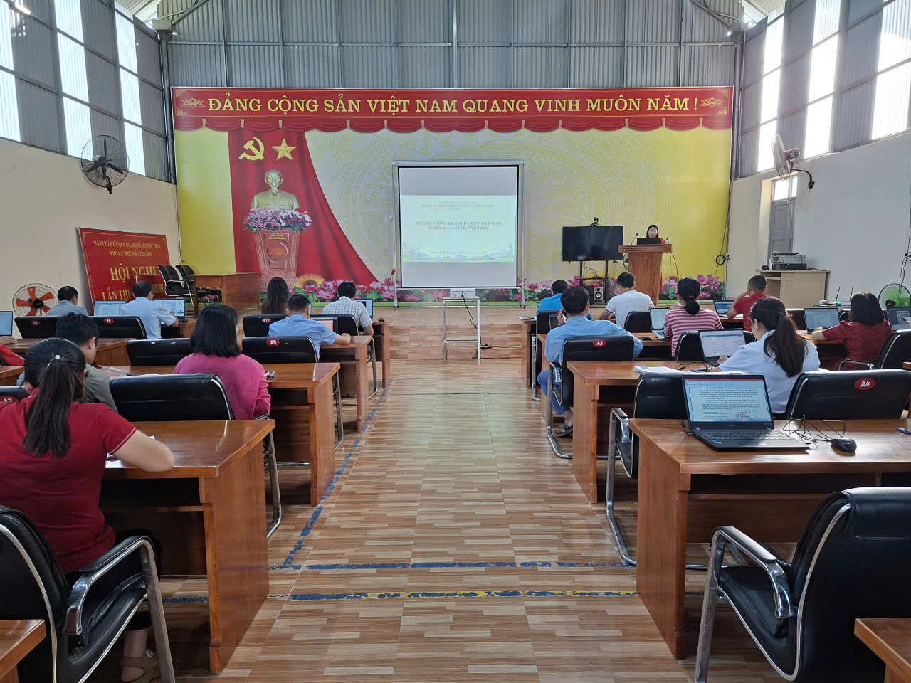 z7100838911827 c372f067ada9f9efbc29e201d5fb7c55